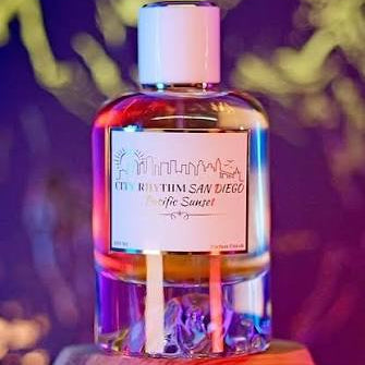 City Rhythm San Diego extrait de parfum bottle, elegant glass design with a sleek label, showcasing the fragrance's luxurious appeal.